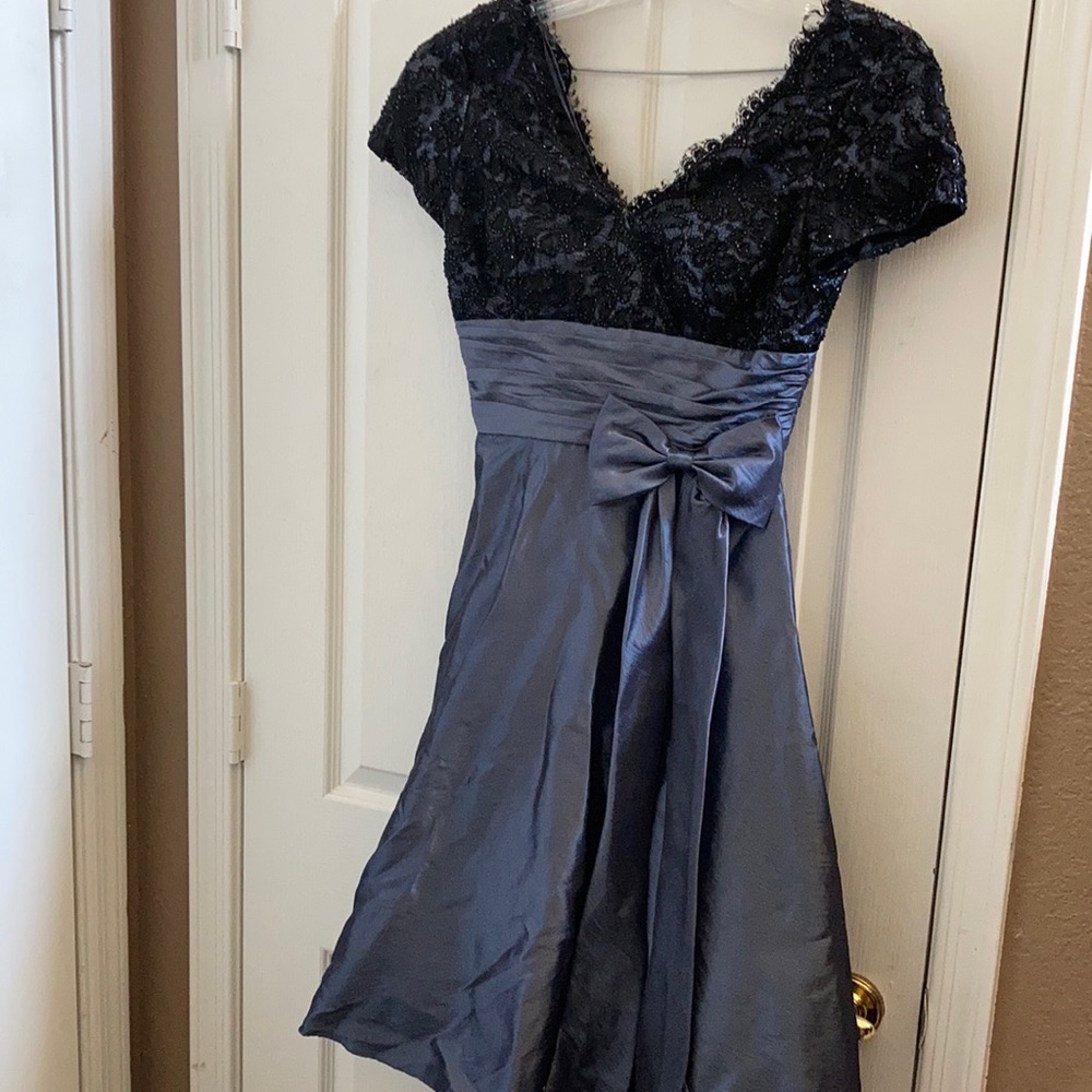 FINAL MARKDOWN Elegant js boutique cocktail dress 4